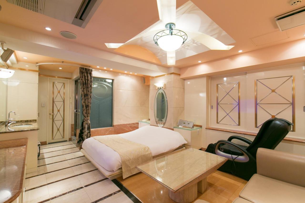 Hotel D-Wave Shinjuku（Adult Only) Tokio Exterior foto